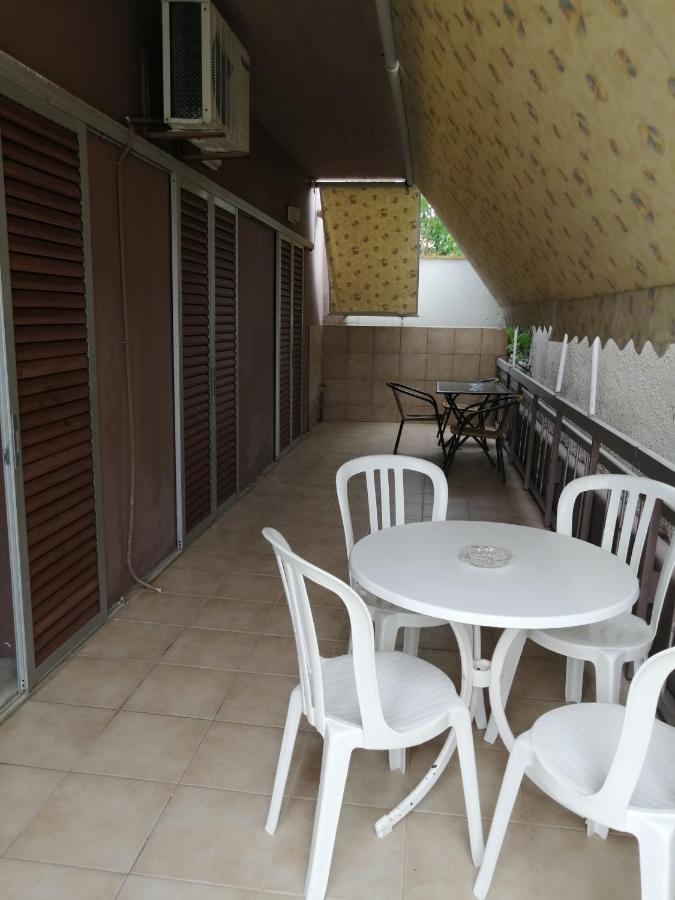 Ο Ακλόνητος Aparthotel Nea Mesangala Exterior photo