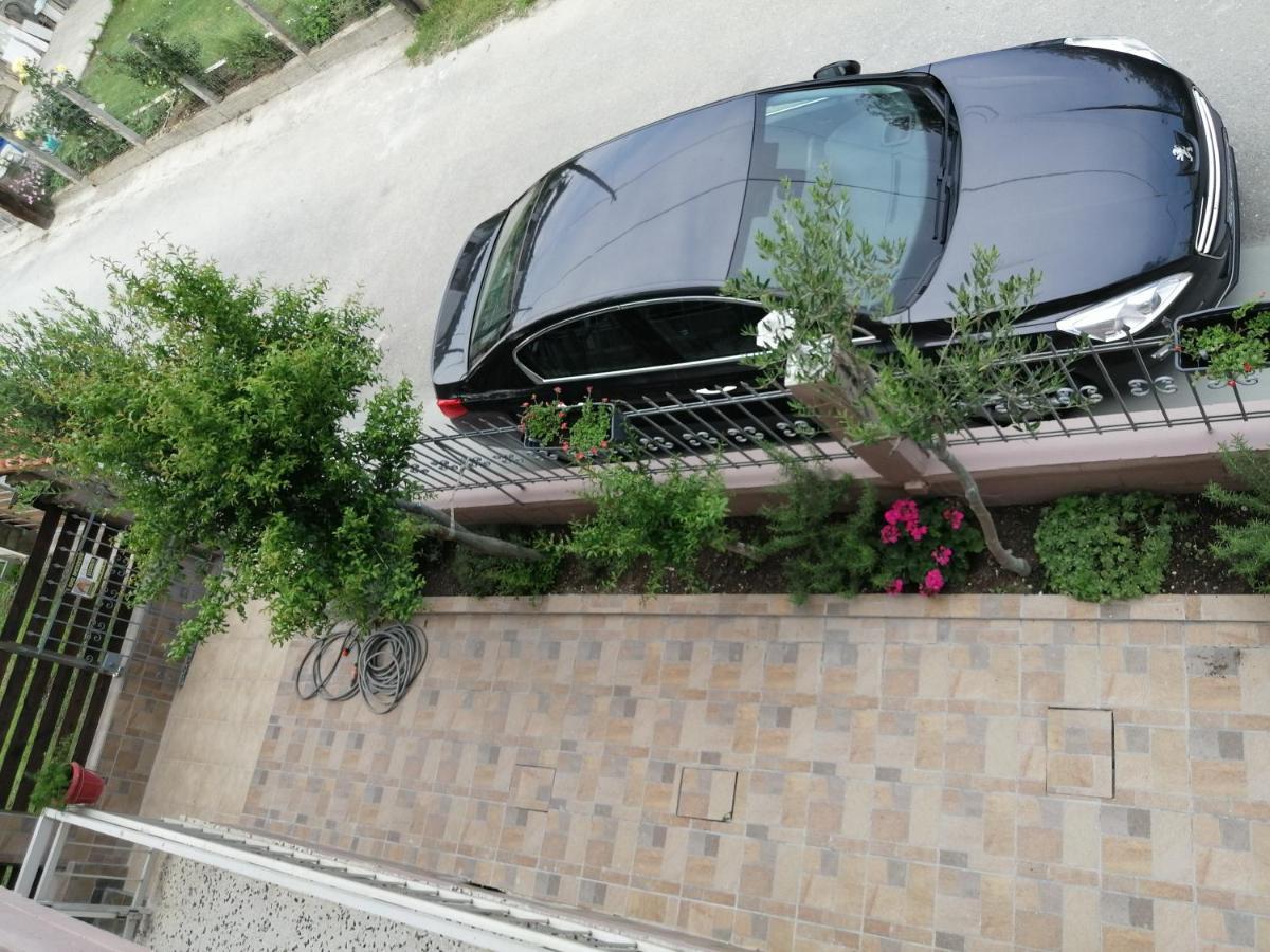 Ο Ακλόνητος Aparthotel Nea Mesangala Exterior photo