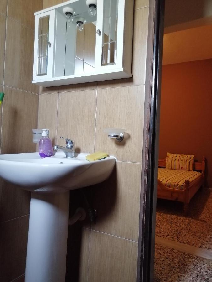 Ο Ακλόνητος Aparthotel Nea Mesangala Exterior photo