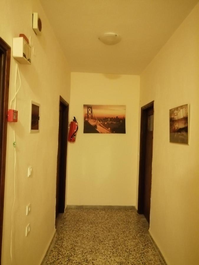 Ο Ακλόνητος Aparthotel Nea Mesangala Exterior photo