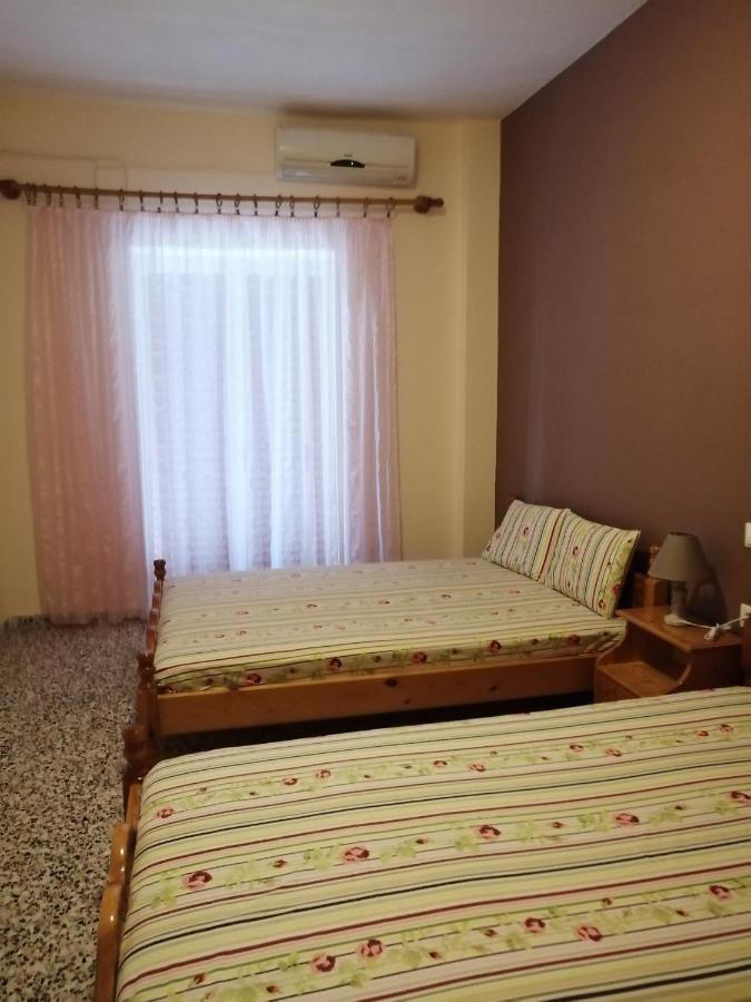 Ο Ακλόνητος Aparthotel Nea Mesangala Exterior photo